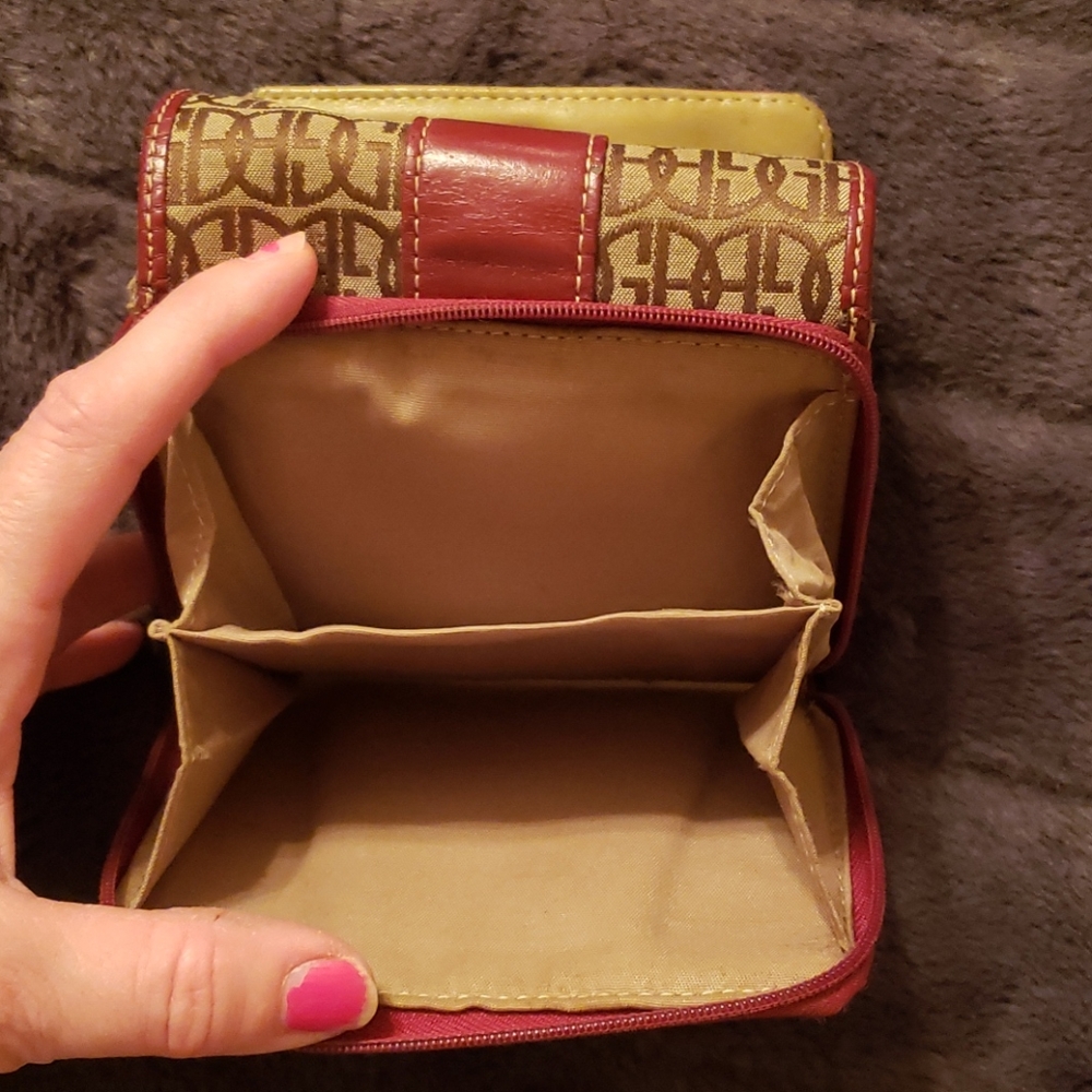 Wallet - Picture 6 of 7